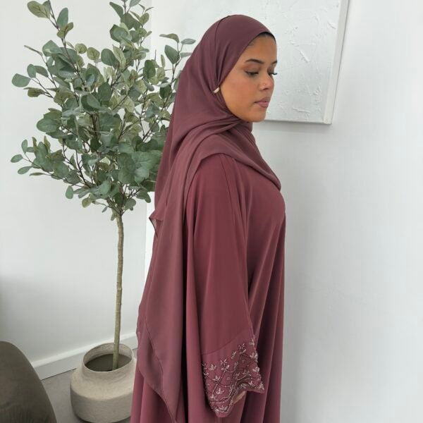 Liyana Abaya