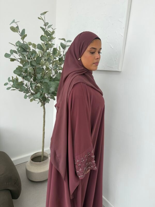 Liyana Abaya