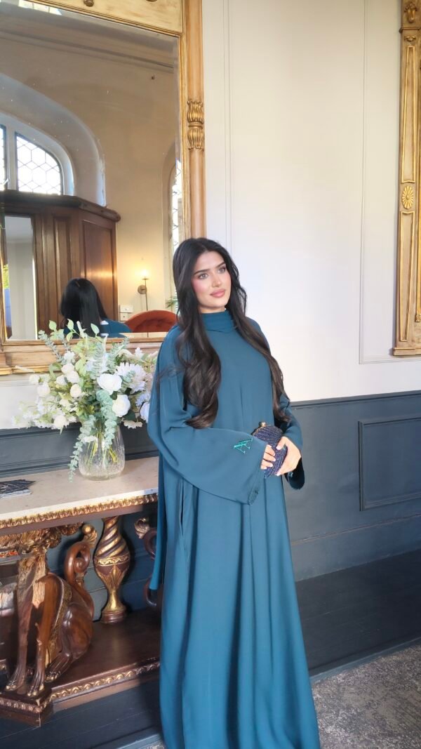 Teal Azhara Essential Abaya